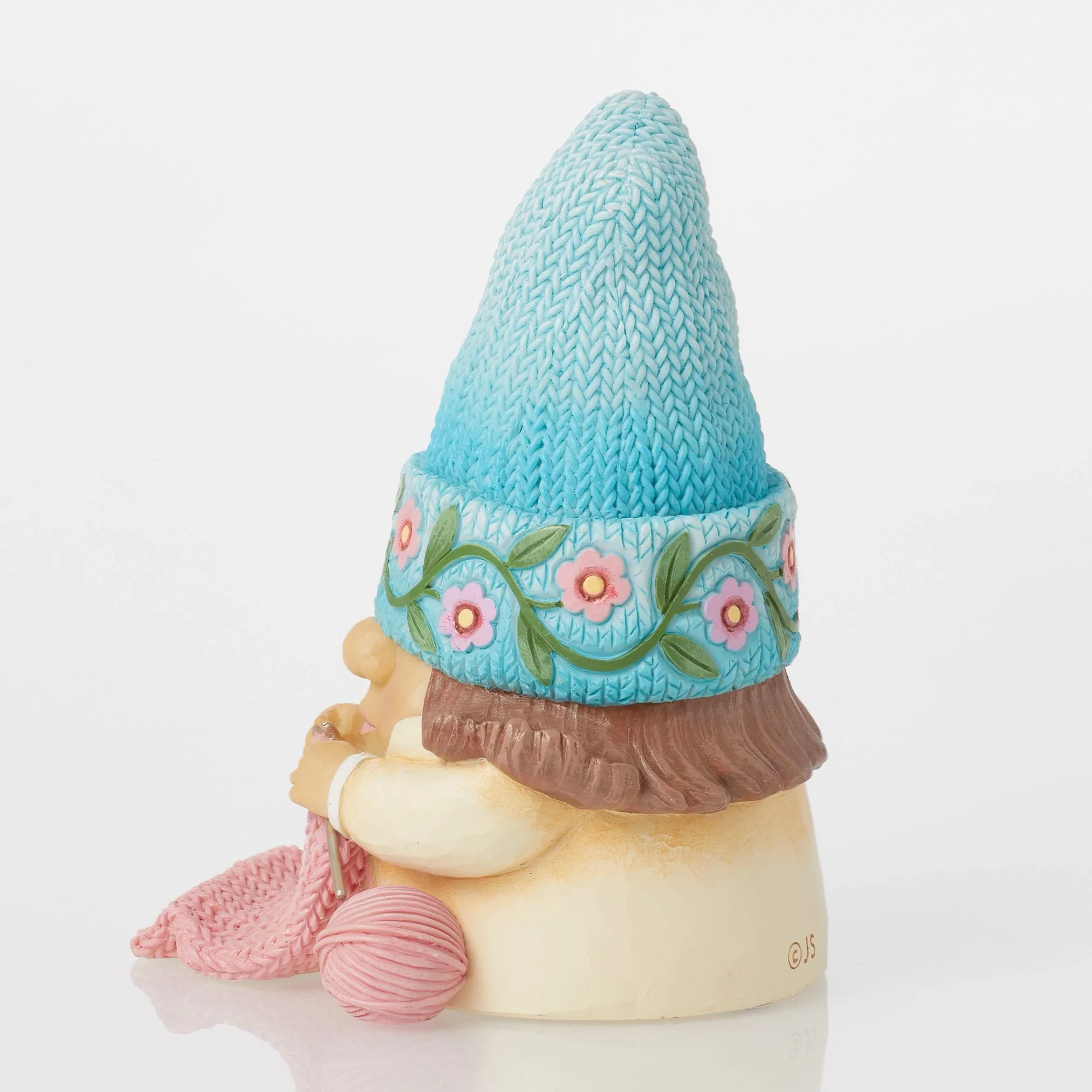 Knitting Hat Gnome Figurine - Image 2